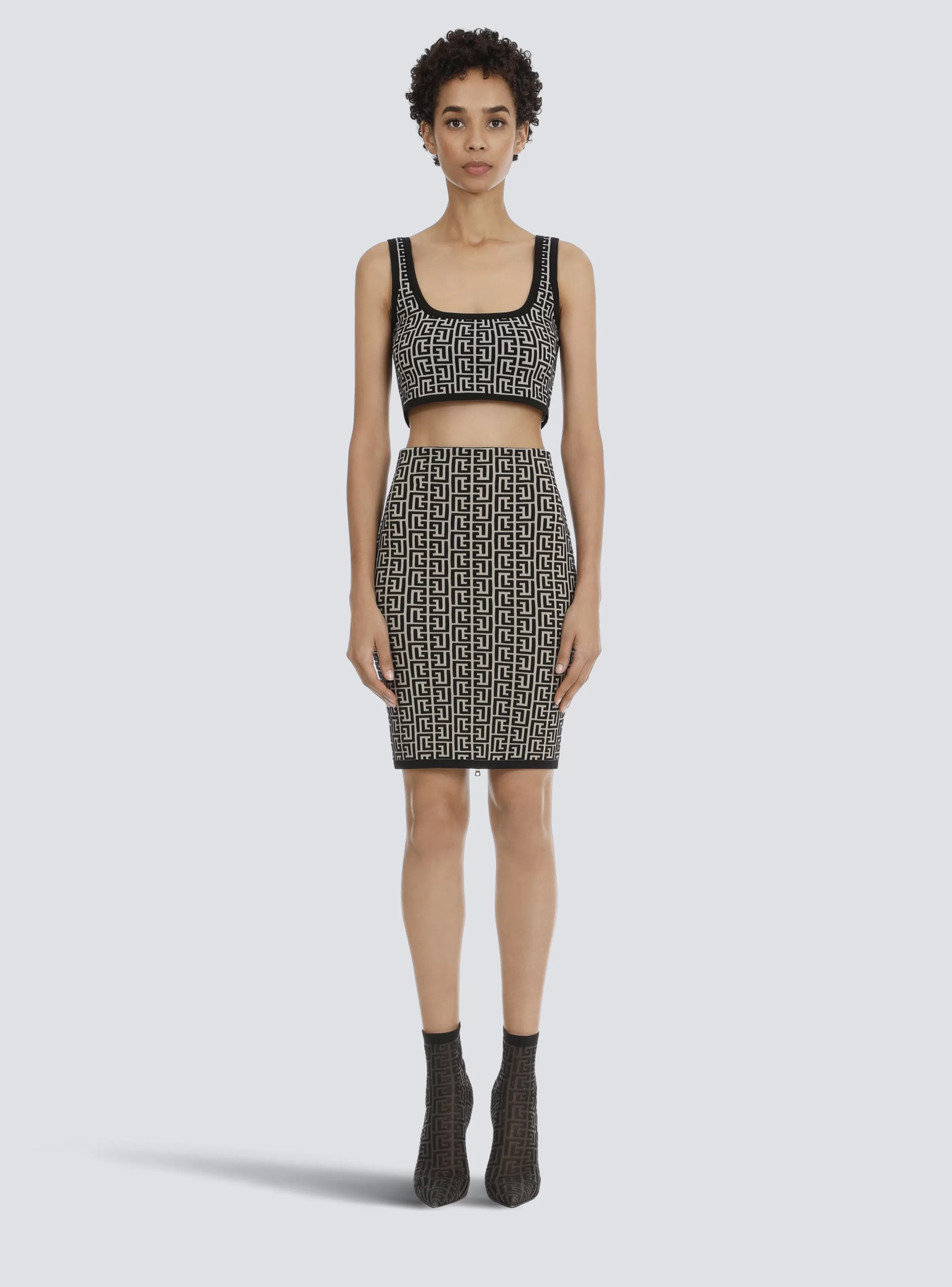 Balmain Top E Camicie-Cropped Bicolor Jacquard Sports Bra Top With Monogram black