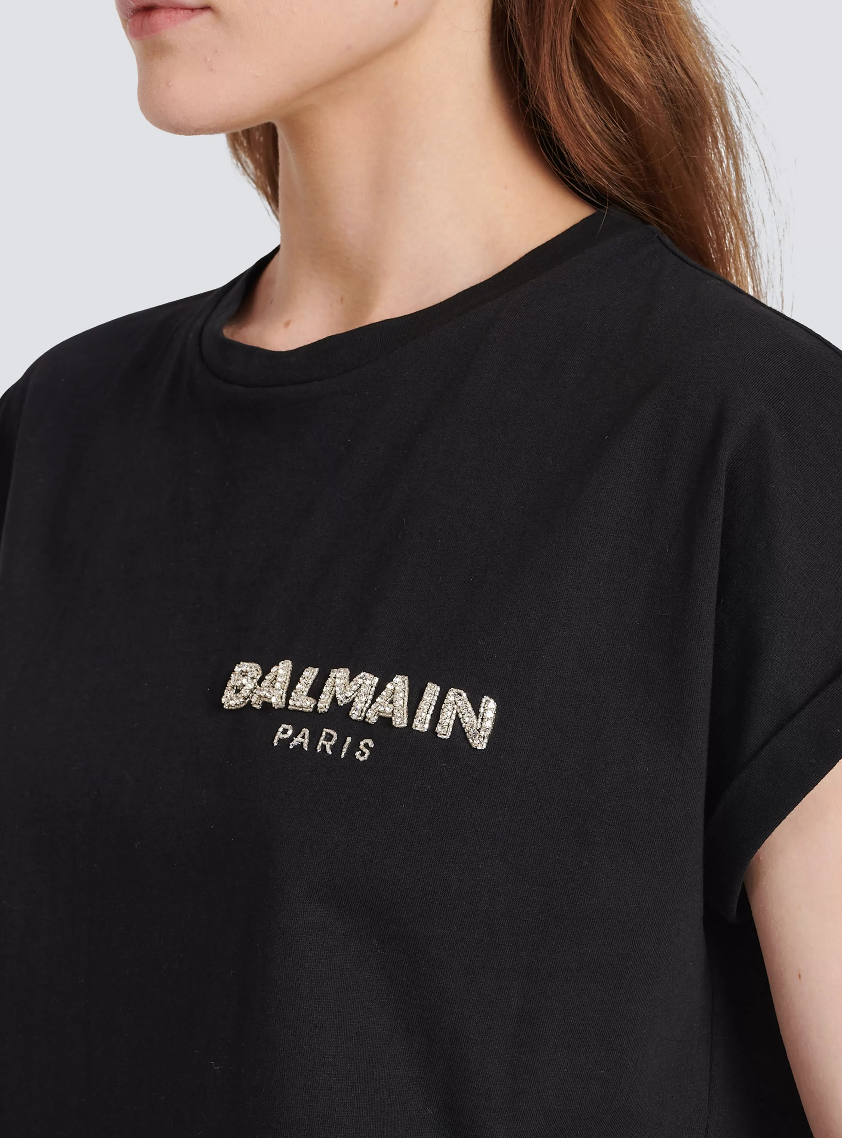 Balmain T-Shirt-Cropped Cotton T-shirt With Small Embroidered Logo black