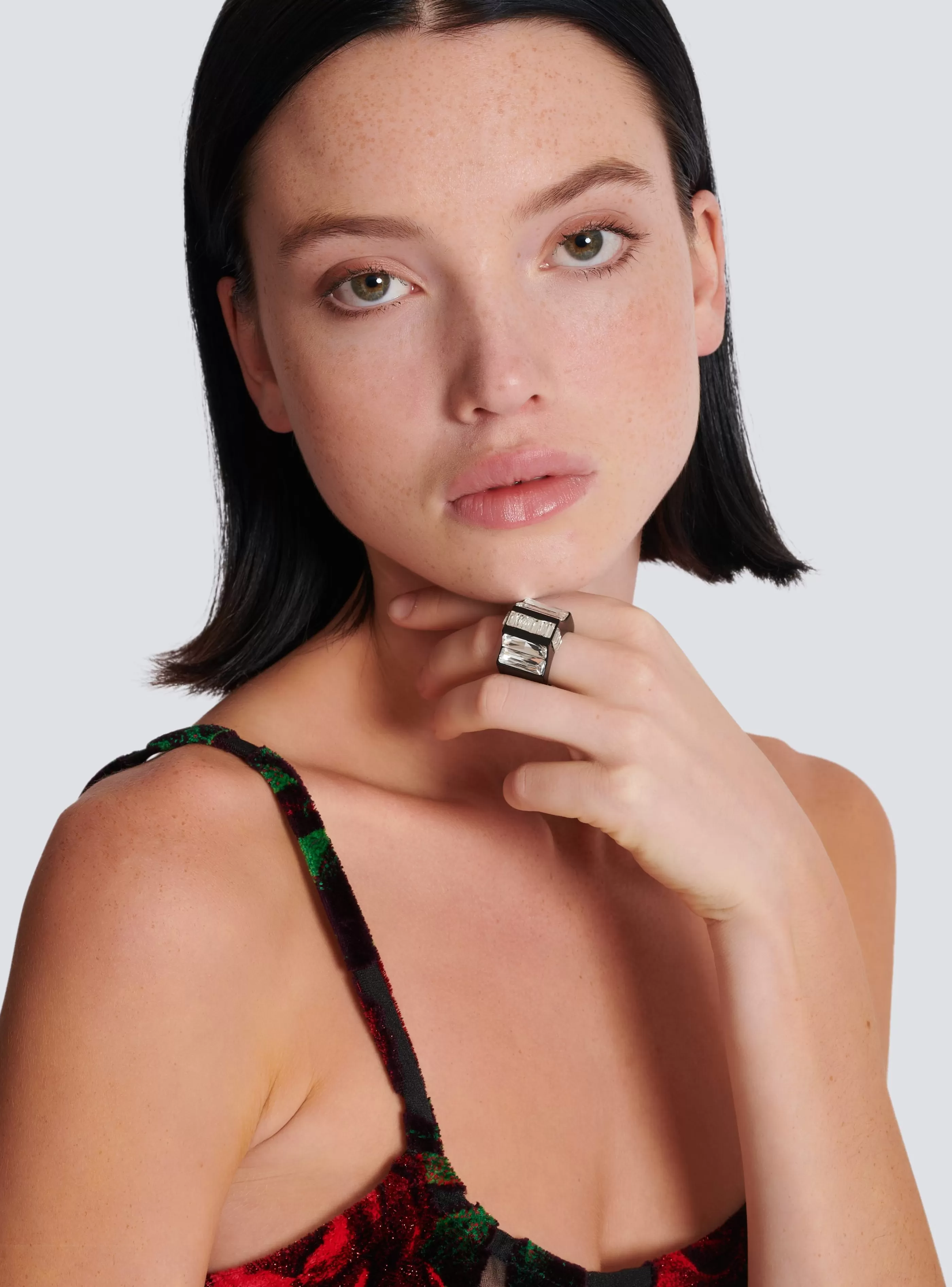 Balmain Gioielli Moda-Resin And Rhinestone Ring black