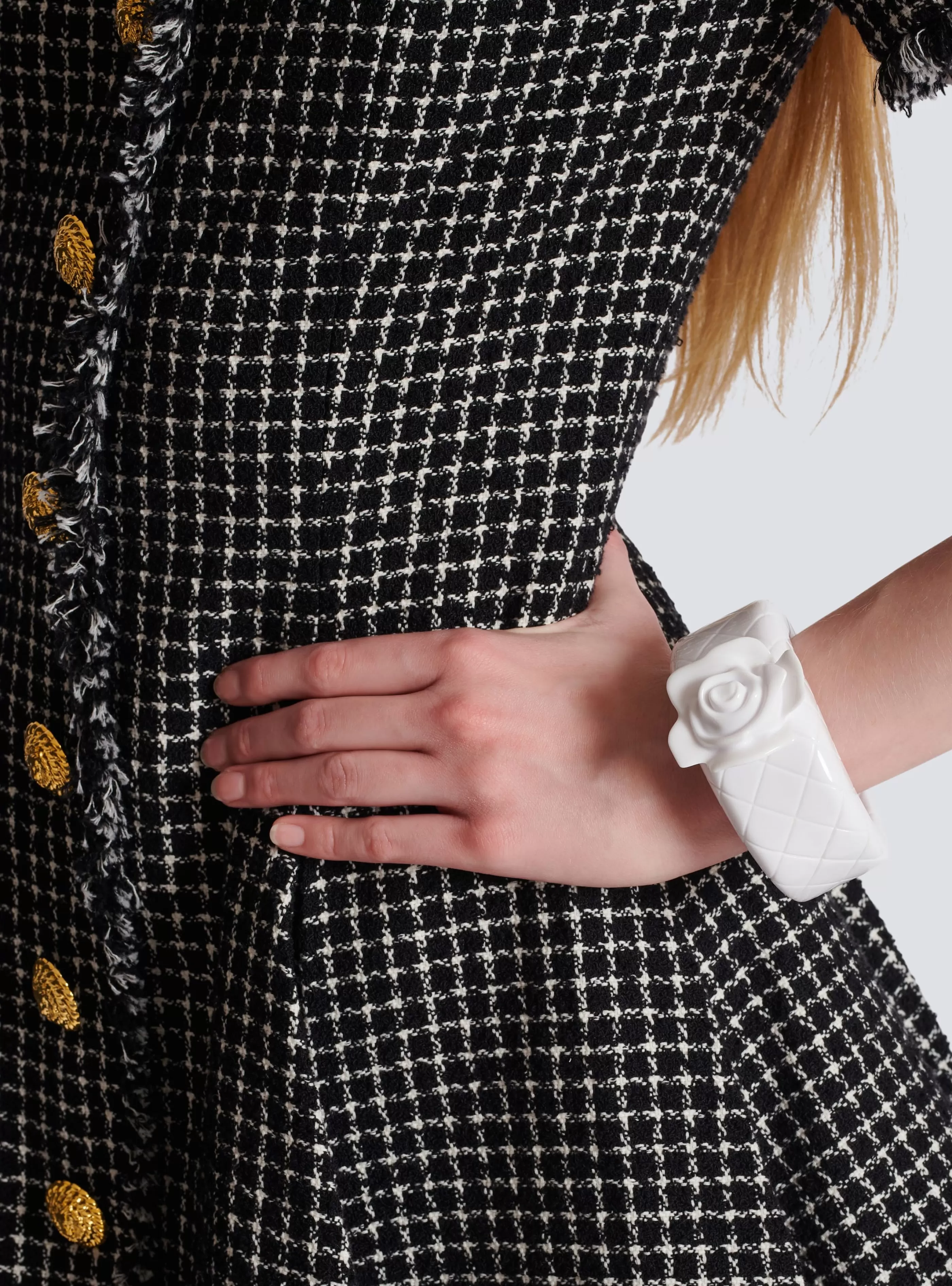 Balmain Gioielli Moda-Rose And Grid Resin Cuff white