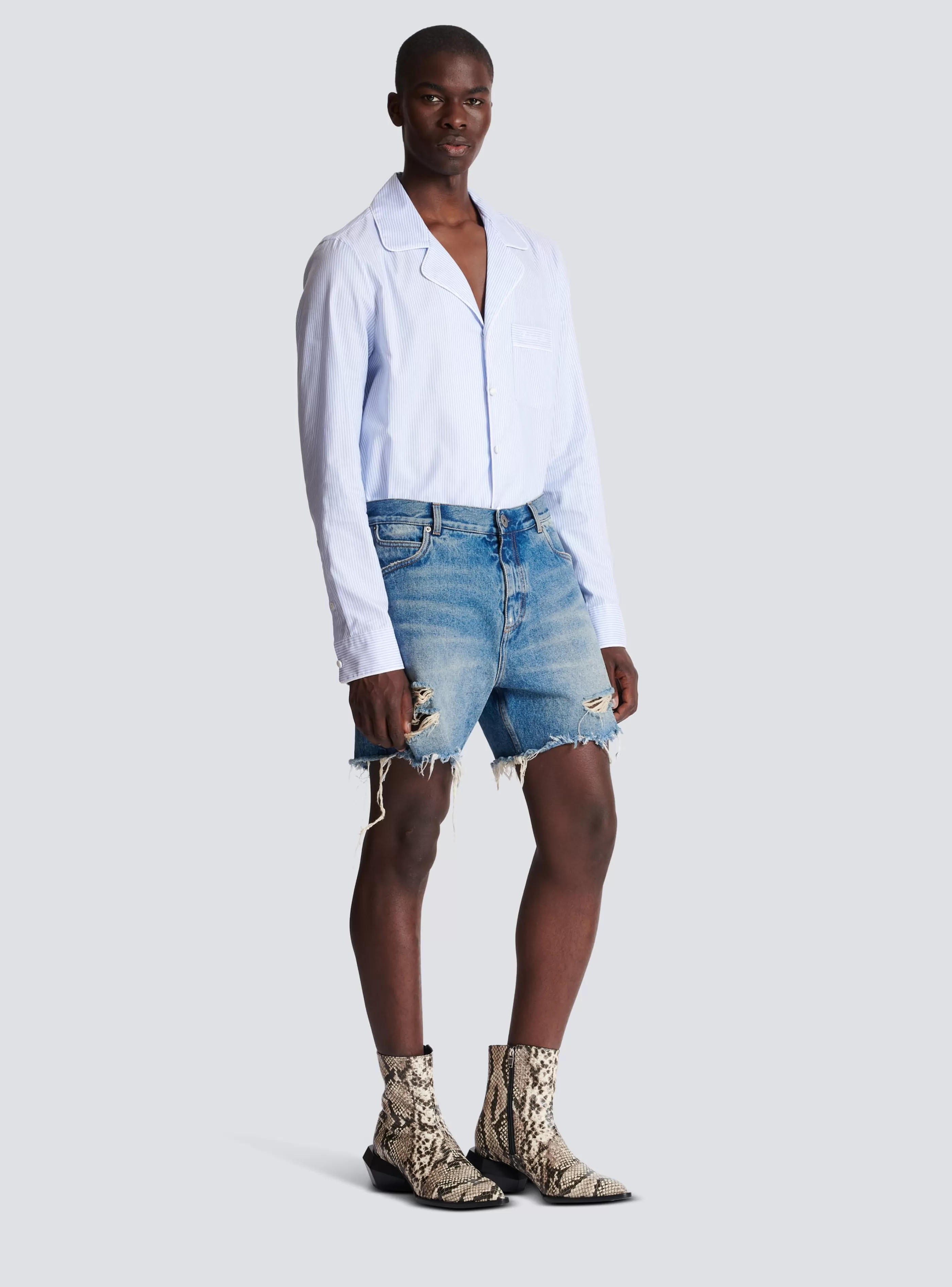 Balmain Pantaloni E Pantaloncini | Denim-Unisex Shorts In Vintage Wash Denim blue